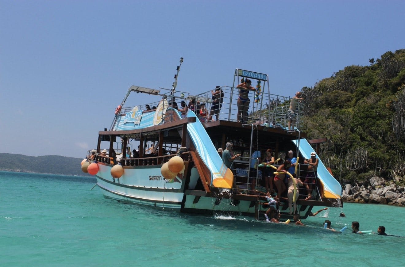 Paseo en Barco por Arraial do Cabo